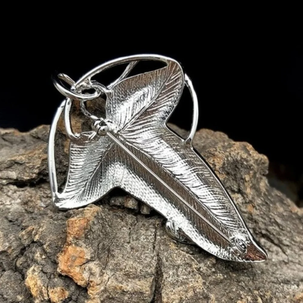 Tolkien Elven Lorien Leaf Silver Green Brooch The Lord Of The Rings Cosplay Pin